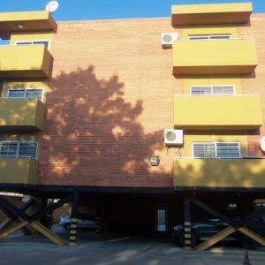 ¡VENDIDO! Apartamento en Residencias Marbella Anaco. Ref: 100