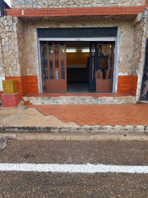 ¡Vendido! Local con Apartamento en Calle Trujillo. Anaco. Ref: 1467