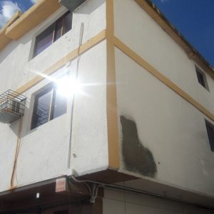 !VENDIDO! Local Comercial. Av. Zulia. y Edif. con 4 Aptos  Ref: 481