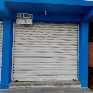 Local Comercial en calle Eulalia Buroz, frente a la Plaza. Anaco. Ref: 1483