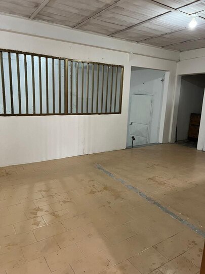 Apartamento en calle Industrias a 2 cuadras de Av. José A. Anzoátegui. Anaco. Ref:1550 - Image 5