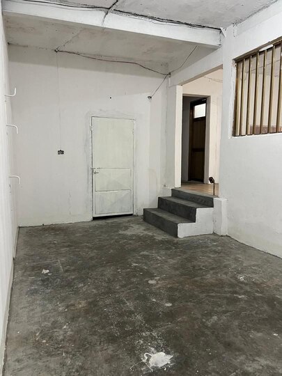 Apartamento en calle Industrias a 2 cuadras de Av. José A. Anzoátegui. Anaco. Ref:1550 - Image 3