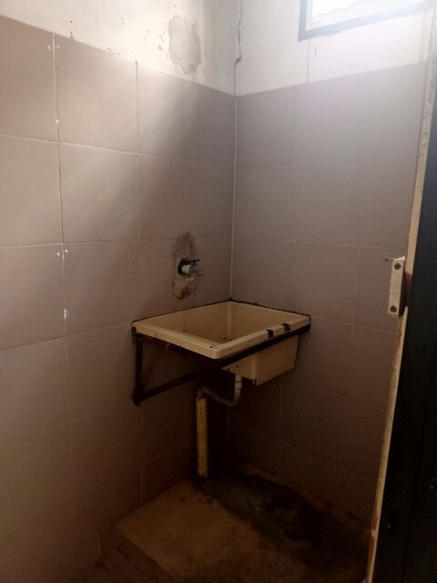 Apartamento en calle Junin. Anaco. Ref: 1628 - Image 3