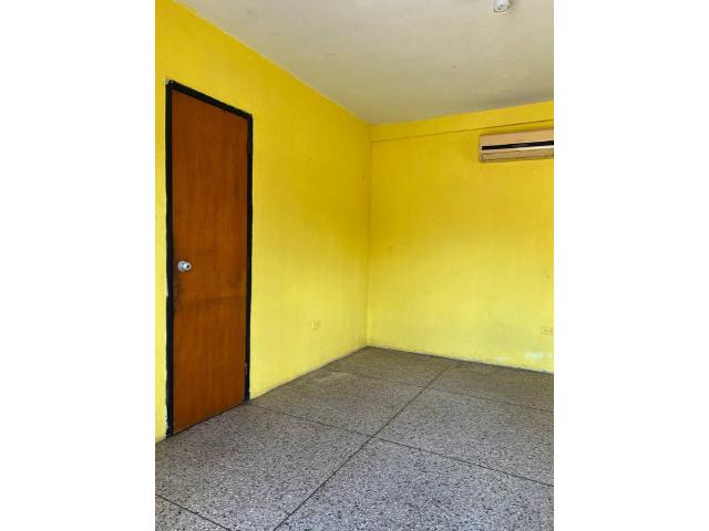 Patio en calle Brasil Sector Monterrey. Anaco. Ref: 1536 - Image 6