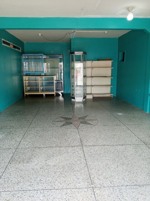Local Comercial en calle Cajigal con Av. Portuguesa. Anaco. Ref: 1488 - Image 5