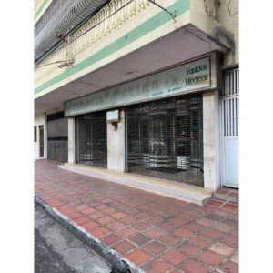 ¡ALQUILADO! Local Comercial frente a la Plaza Bolívar. Antigua Farmacia Mérida. Anaco. Ref: 1526