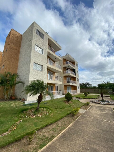 Apartamento en Conjunto Residencial Parque Jardín. Anaco. Ref: 1640