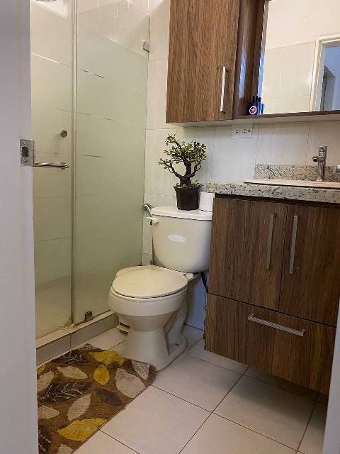¡ALQUILADO! Town House en Urb. Villas del Este. Anaco. Ref: 1395 - Image 18