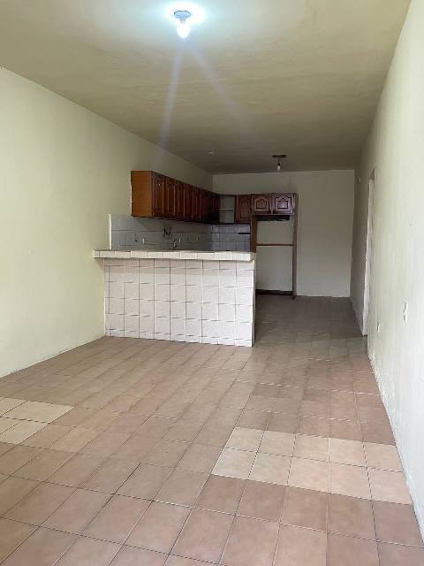 Edificio con Locales y Apartamentos. Calle Colon. Anaco. Ref.: 1420 - Image 10