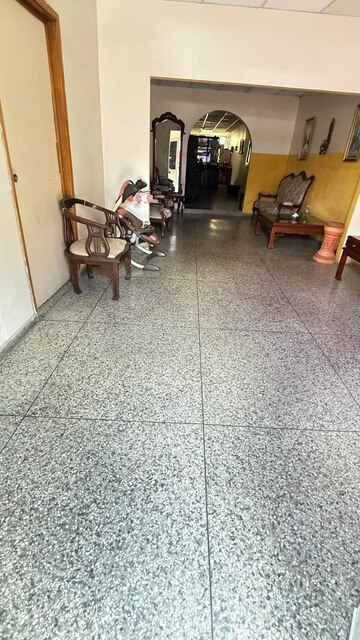 Casa en calle Arismendi entre calle Sucre y Av. Bolívar. Anaco. Ref: 1625 - Image 3