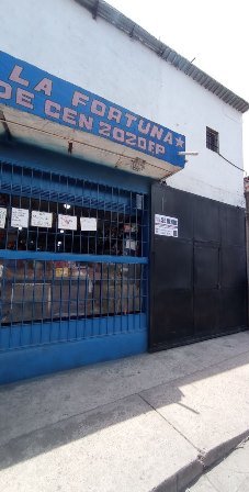 Local Comercial con Apartamento Vía Los Pilones. Anaco. Ref: 1421 - Image 6