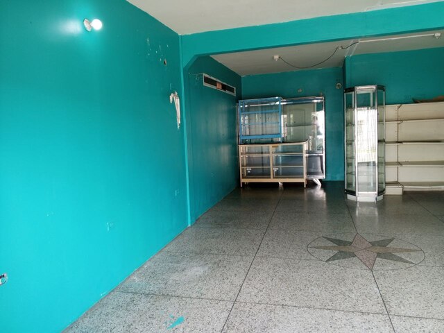 Local Comercial en calle Cajigal con Av. Portuguesa. Anaco. Ref: 1488 - Image 2