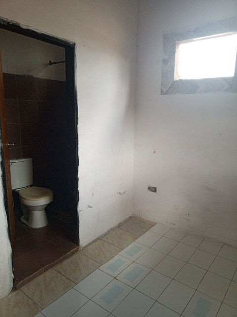 Apartamento en calle Junin. Anaco. Ref: 1628 - Image 6