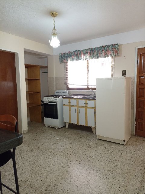 Apartamento en Urbanización Santa Rosa. Ref: 1370 - Image 6