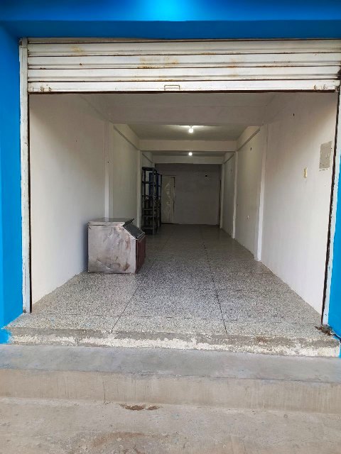 Local Comercial en calle Eulalia Buroz, frente a la Plaza. Anaco. Ref: 1483 - Image 4
