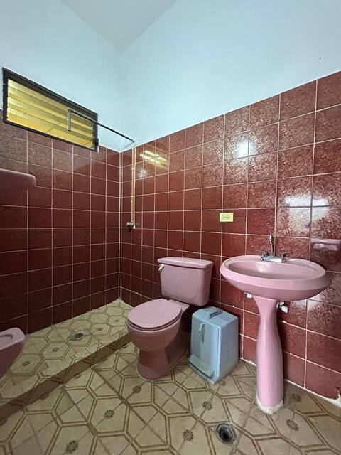 Patio con Galpón y Casa en Av. Miranda. Anaco. Ref: 1634 - Image 10