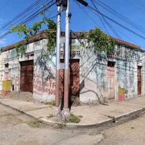 ¡Vendido! Terreno en calle Trujillo con 12 de Octubre. Anaco. Ref: 1470