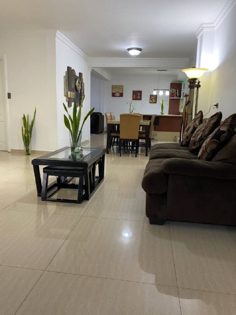 ¡ALQUILADO! Town House en Urb. Villas del Este. Anaco. Ref: 1395 - Image 6