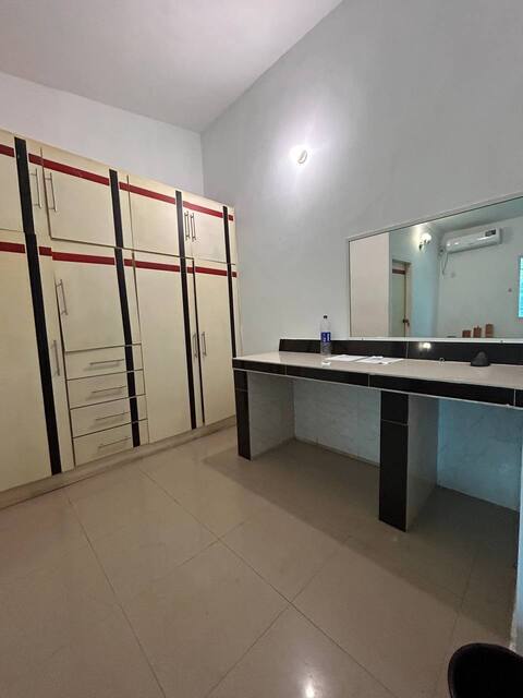Patio con Galpón y Casa en Av. Miranda. Anaco. Ref: 1633 - Image 19