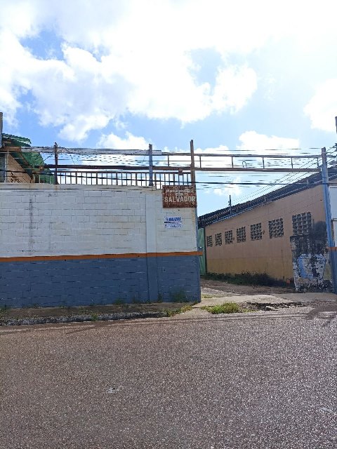 ¡Vendido! Galpón con Oficina y Apartamento, calle Industrias. Anaco. Ref: 1425