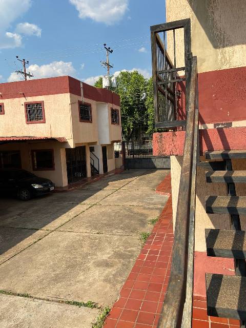 ¡ALQUILADO! Apartamento Residencias Koral. Av. Portuguesa. Anaco. Ref: 1357