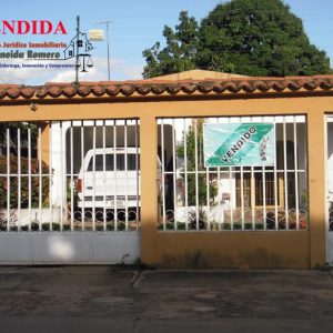 ¡VENDIDA! ANACO