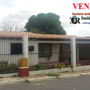¡VENDIDA! CASA EN ANACO (LAS TINAJAS)