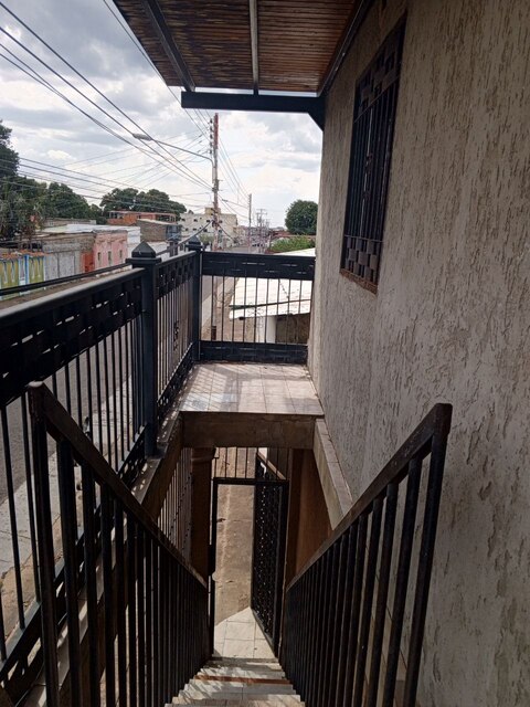 Apartamento en calle Junin. Anaco. Ref: 1628 - Image 8