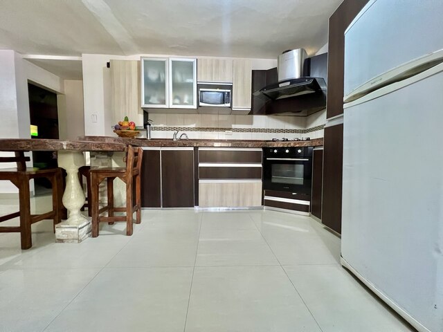 Apartamento en Residencias Anaco. Calle Junín. Ref: 1566 - Image 3