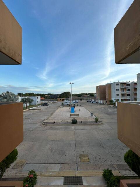 Apartamento en Conjunto Residencial. Parque Jardín. Anaco. Ref: 1615 - Image 11