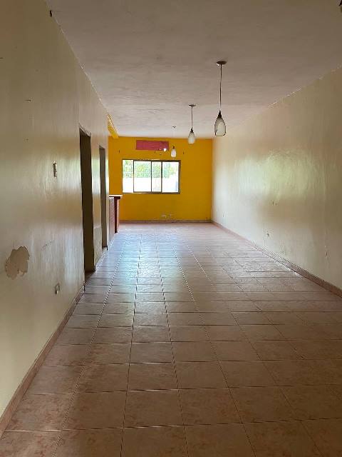 Edificio con Locales y Apartamentos. Calle Colon. Anaco. Ref.: 1420 - Image 43