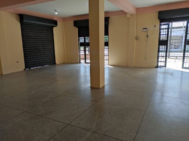 ¡ALQUILADO! Local en calle Orinoco con Av. Mérida. Anaco. Ref: 1333 - Image 10