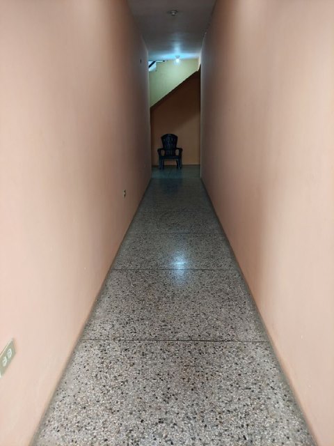 Apartamento en calle Orinoco con Av. Mérida. Anaco. Ref: 1336 - Image 12