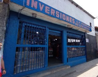 Local Comercial con Apartamento Vía Los Pilones. Anaco. Ref: 1421