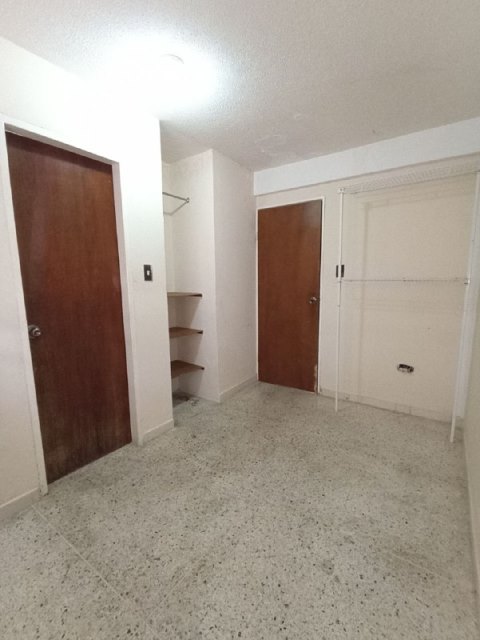 Apartamento en Urbanización Santa Rosa. Ref: 1370 - Image 10