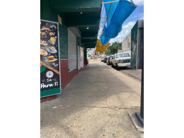 ¡Alquilado! Local Comercial Esquina calle 5 de Julio cruce con calle Trujillo. Anaco. Ref: 1519