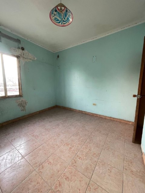 Edificio con Locales y Apartamentos. Calle Colon. Anaco. Ref.: 1420 - Image 48