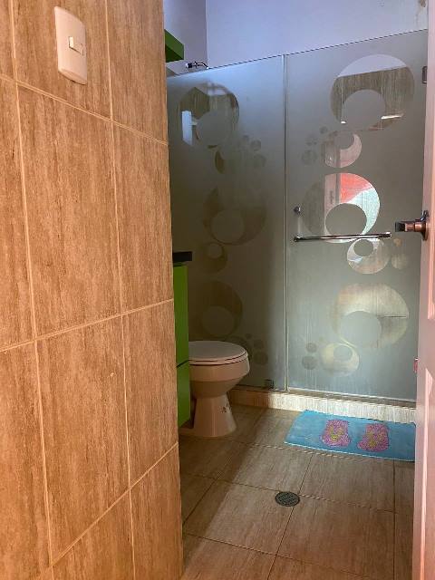 ¡ALQUILADO! Town House en Urb. Villas del Este. Anaco. Ref: 1395 - Image 25