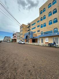 Apartamento Duplex en la Calle Carabobo. Edificio Cata. Anaco. Ref: 1631