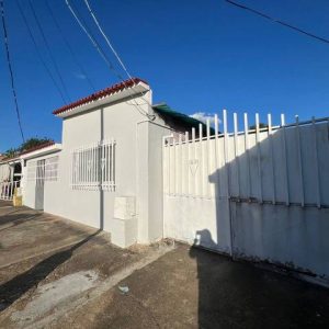 Casa en sector 23 de Enero. Anaco.  Ref: 1604