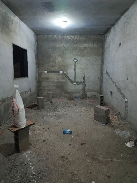 ¡Vendido! Local Comercial con Apartamento en obra gris. Calle 19 de Abril. Ref: 1456 - Image 2