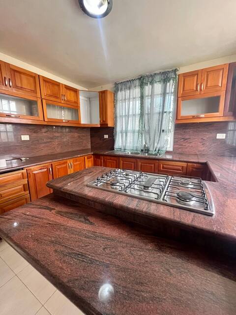 Town House en Urb. Anaco Plaza vía HP. Anaco. Ref: 1654 - Image 6