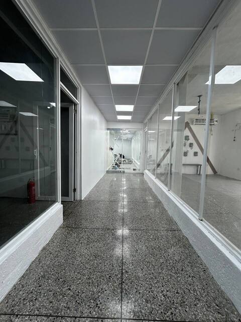 Local Comercial en calle 1ero de Mayo, a 3 cuadras de Av. Miranda. Anaco. Ref: 1662 - Image 12