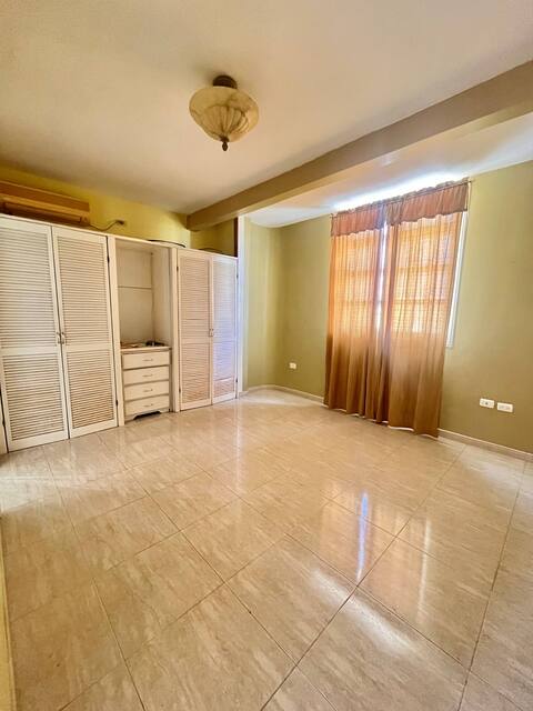 Town House en Urb. Anaco Plaza vía HP. Anaco. Ref: 1654 - Image 8