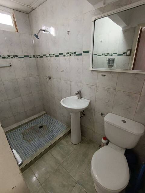 Apartamento en calle Vargas con 1ero de Mayo. Anaco. Ref: 1652 - Image 5