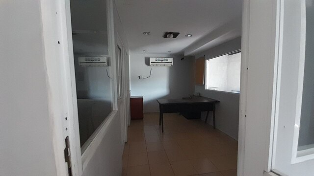 Local Comercial en Av. Miranda cruce calle Libertador. Anaco. Ref: 1663 - Image 2