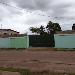 Galpón con Oficinas y Apartamento. Anaco. Ref: 1668