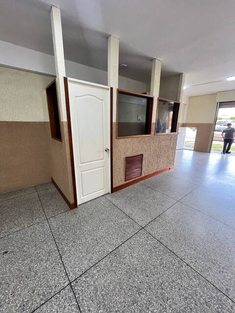 Local Comercial Av. Miranda con calle Los Olivos. Anaco. Ref 1664 - Image 5