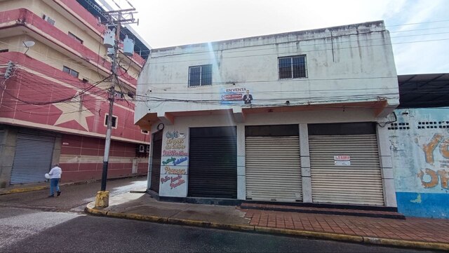 Edificio Comercial y Residencial en Av. Bolívar con calle Monagas. Anaco. Ref: 1665 - Image 6